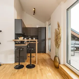 Apartahotel Apstay Eggenberg I Self Check-in I Parking Option, Graz